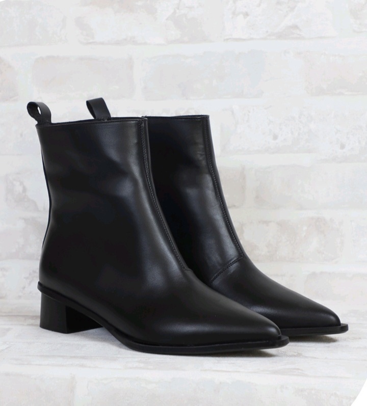 ΠΑΠΟΥΤΣΙΑ ΔΕΡΜΑ ΜΑΥΡΟ ΧΕΙΡΟΠΟΙΗΤΟ (LEATHER BOOTIES) ANESIS