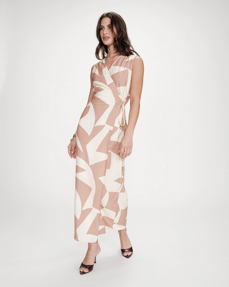 αέρινο φόρεμα