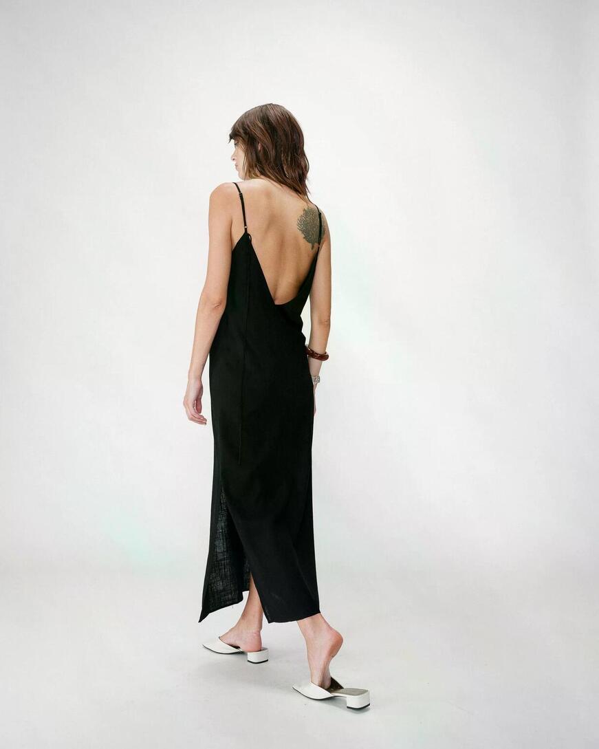 LONG LINEN DRESS WITH V-NECK AND TIED OPEN BACK  NOIR WENDAL