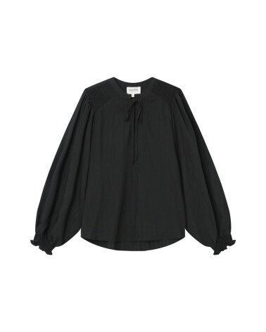 BLOUSE NOIR SERINDA GRACE&MILA
