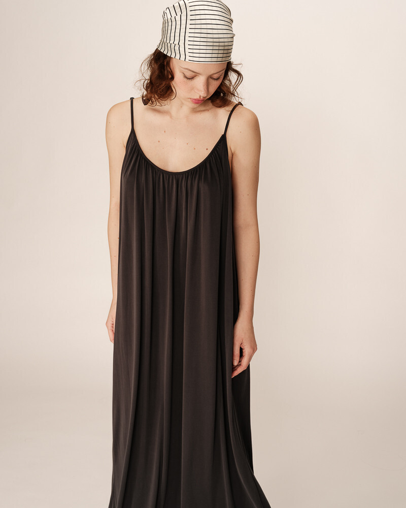 ΜΑΚΡY ΦΟΡΕΜΑ ANTHRACITE PIVOINE GRACE&MILA