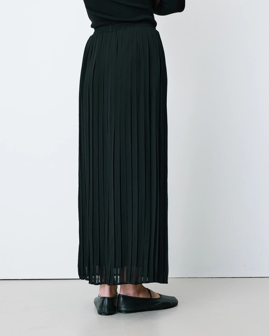 PLATED MAXI SKIRT NOIR ANISSA