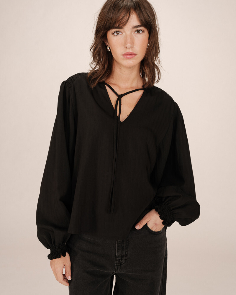 BLOUSE NOIR SERINDA GRACE&MILA