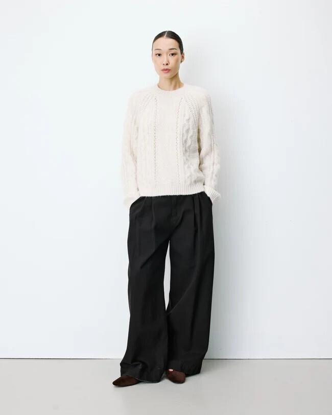 CABLE-KNIT CREW-NECK SWEATER ECRU AMPARO
