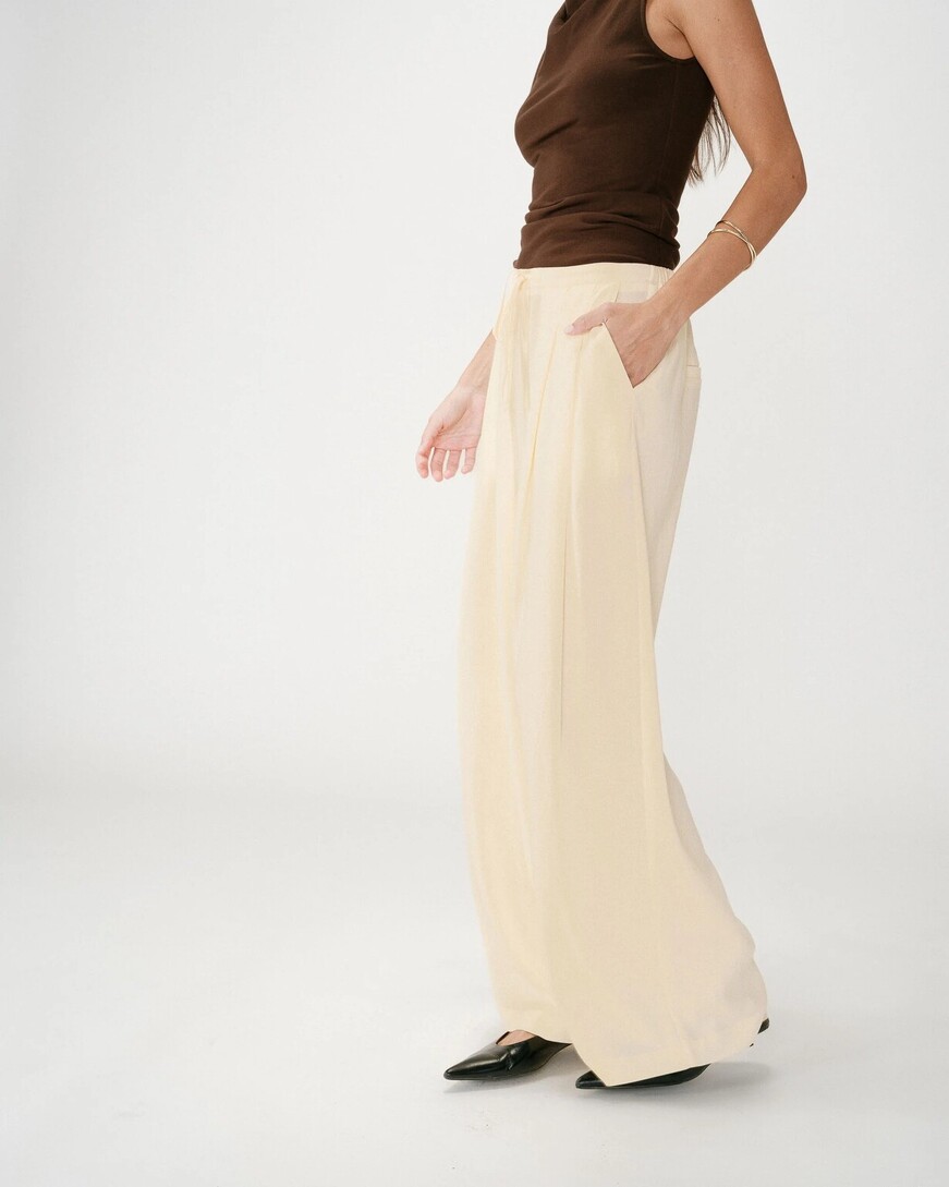 FLUID LINEN TAILORED PANTS JAUNE WALLY,L
