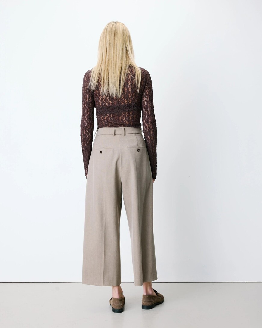 WIDE-LEG CROPPED TAILORED PANTS BEIGE ATLANTIS,M