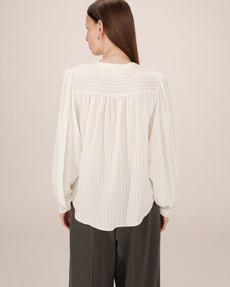 BLOUSE ECRU SERINDA GRACE&MILA