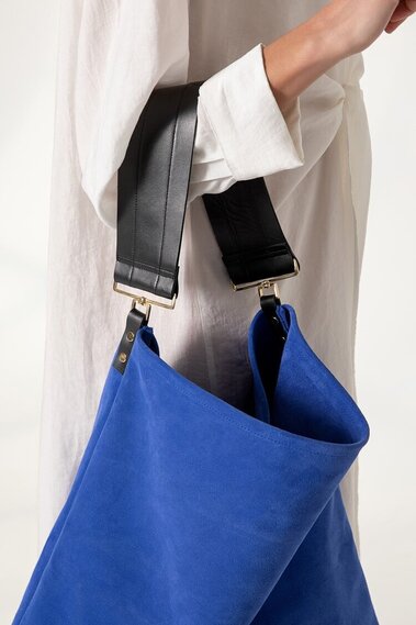 BLUE LEATHER BAG ( AKATHI SOFT BLUE ) ANA KOUTSI