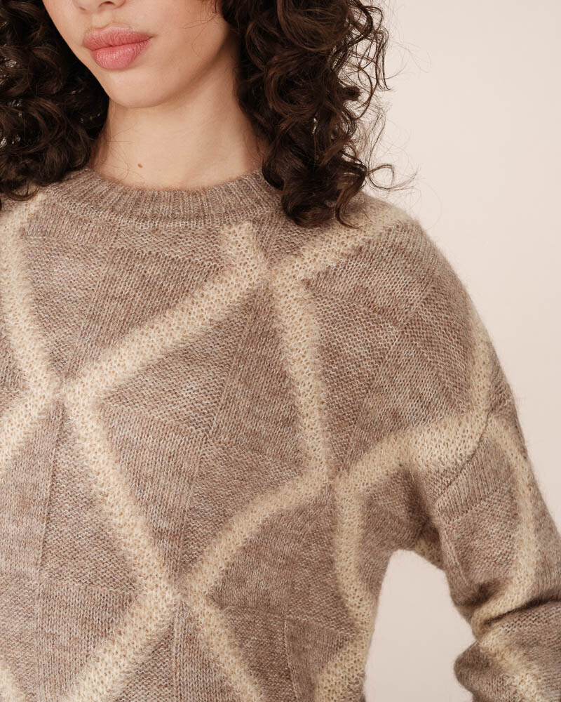 PULL GREIGE SALINGER GRACE&MILA