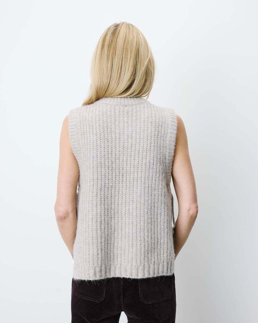 SLEEVELESS SIDE-TIE SWEATER GREGE ARGAN