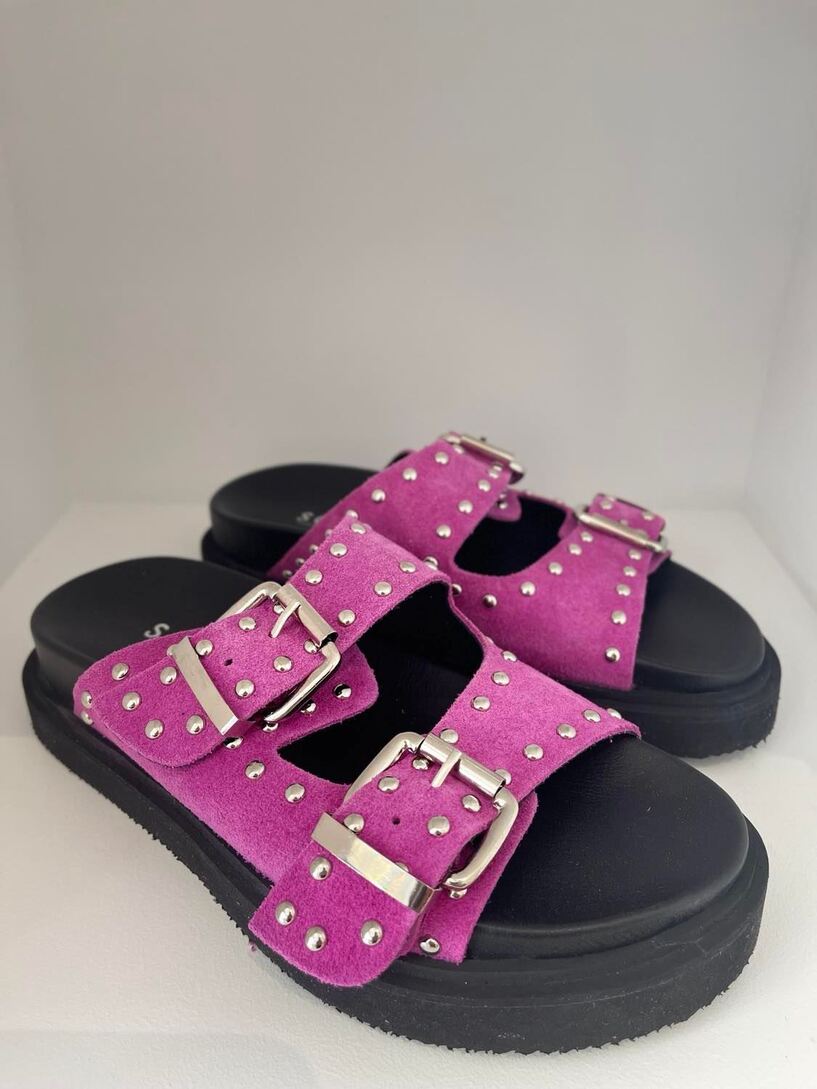 LEATHER SANDALS WITH TRUCKS (SKY-FUCHSIA) SO CHIC