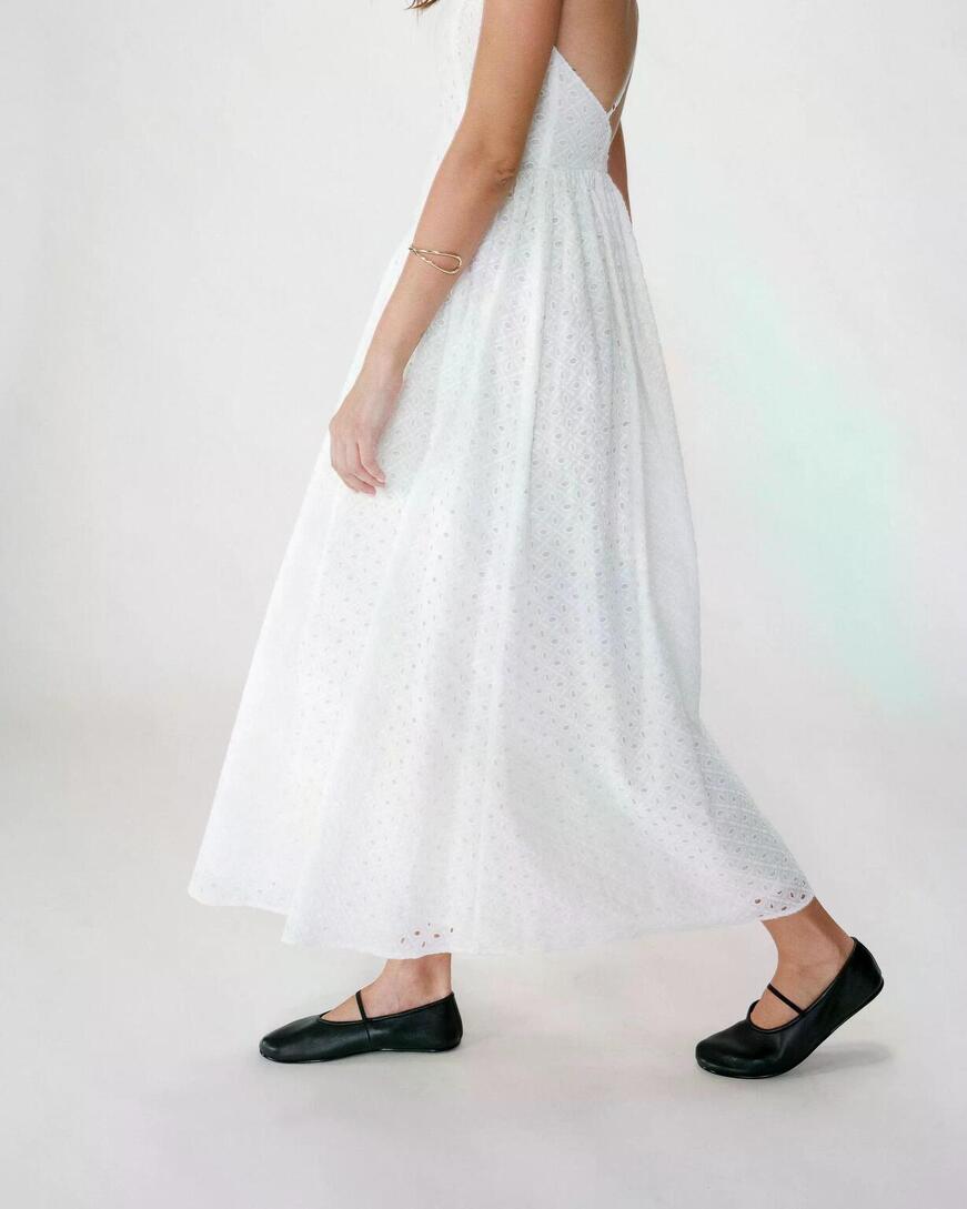 FLARED LONG V-NECK EYELET DRESS WHITE WIMALA,L
