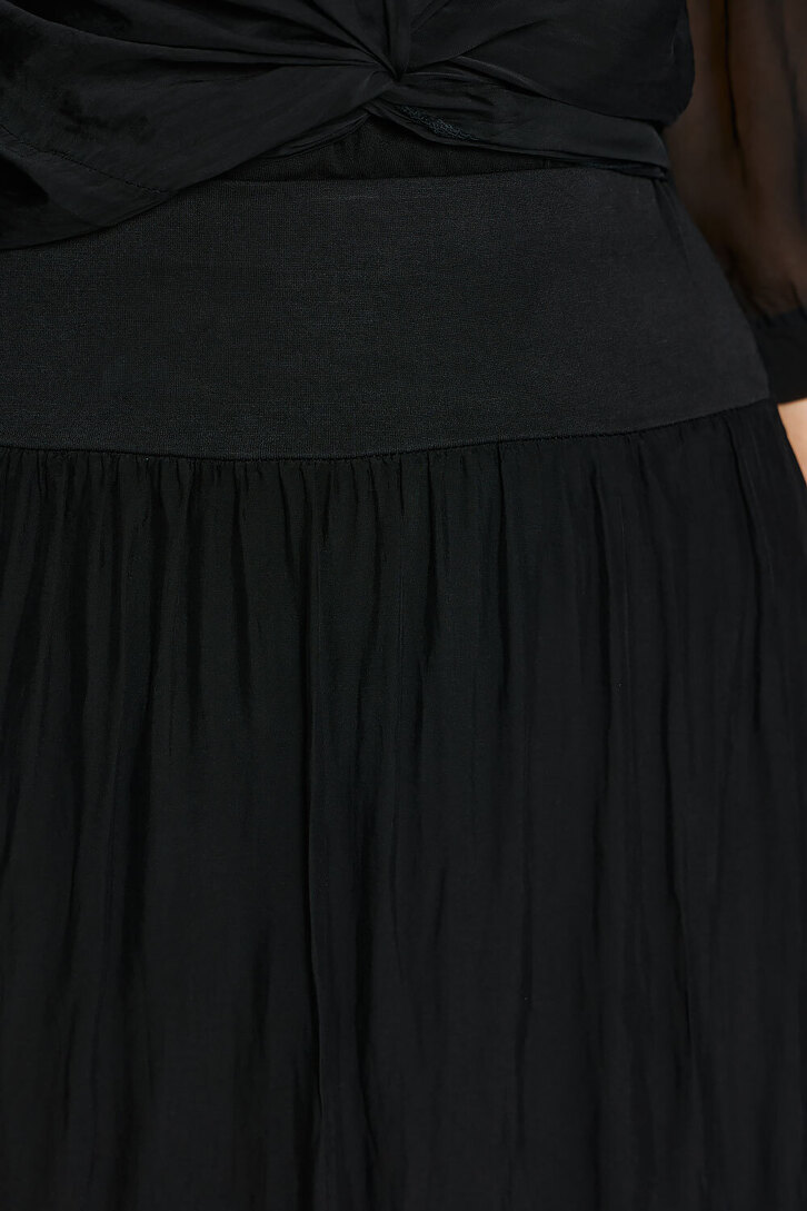 ELECTRA SKIRT BLACK