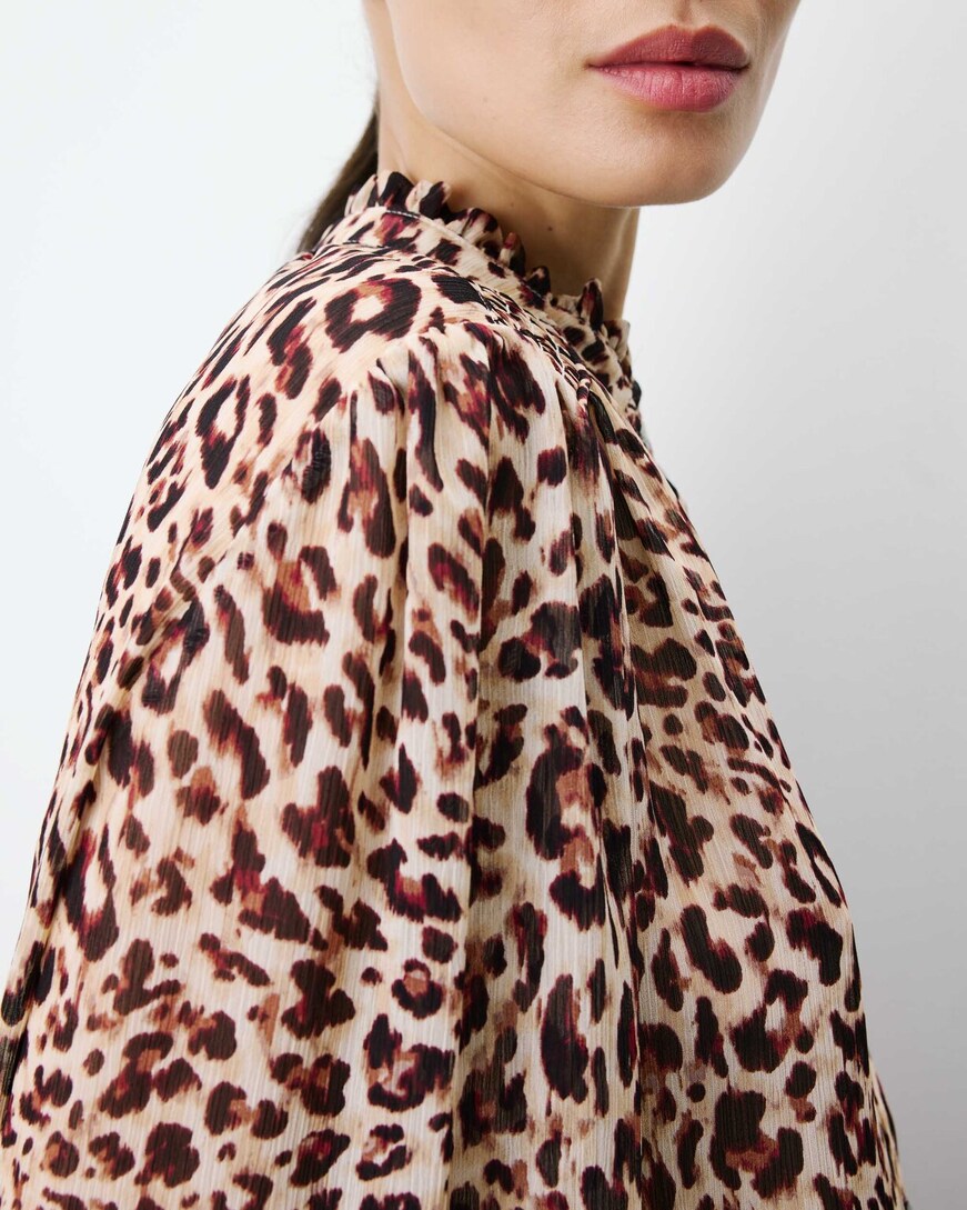 GEOMETRIC-PRINT V-NECK BLOUSE TERRACOTTA AMBRINE
