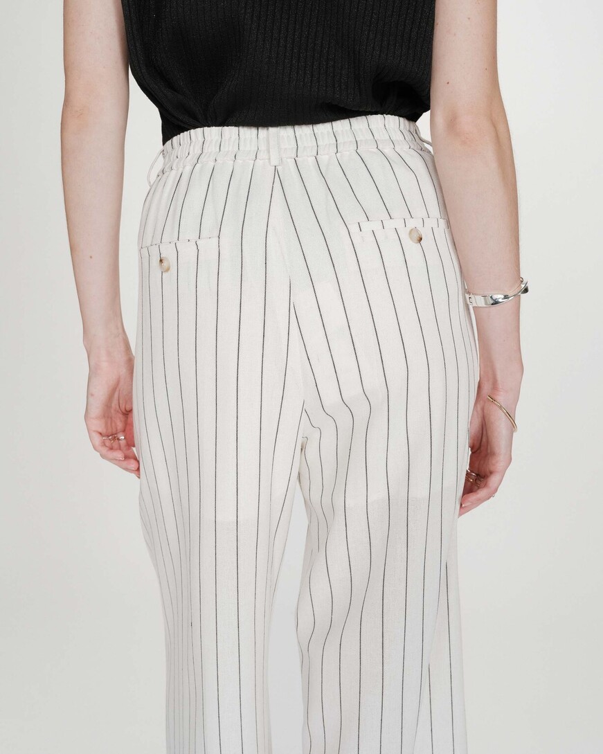  TWO-BUTTON PINSTRIPE SUIT WHITE VELVET
